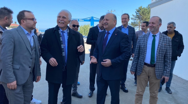 BAŞKAN TAVLI PROJELERİNİ SIRALADI