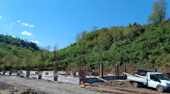 GENÇLİK VE SPOR YATIRIMLARI GÜLYALI'DA DEVAM EDİYOR