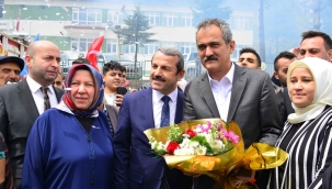 BAKAN ÖZER'DEN AKKUŞ'A 6 YENİ MÜJDE