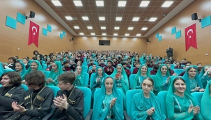 DÜNYACA ÜNLÜ FOLKLOR GRUBU VALİ SONEL'İ ZİYARET ETTİ