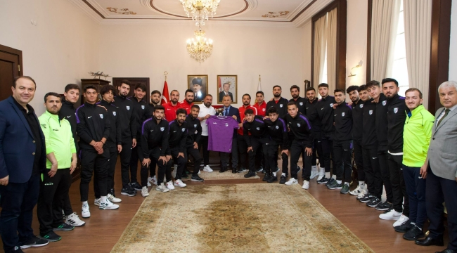 Şampiyon Orduspor'dan Vali Sonel'e Teşekkür Ziyareti