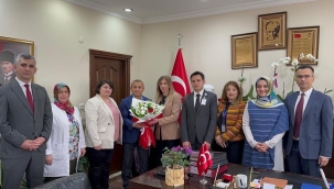 VALİ SONEL, HASTANELERİ ZİYARET EDEREK, HEMŞİRELERİN GÜNÜNÜ KUTLADI