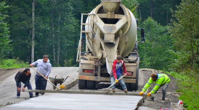 AKKUŞ'TA YOL SORUNU TARİH OLUYOR