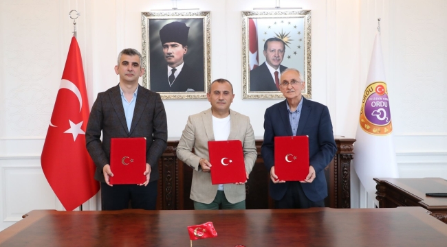ESKİ MİLLETVEKİLİ'NDEN SAĞLIK HİZMETLERİNE BÜYÜK DESTEK