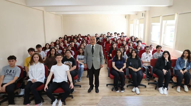 HİLMİ GÜLER:  "SİZLER SADECE BİZİM DEĞİL, DÜNYAMIZIN DA UMUDUSUNUZ"