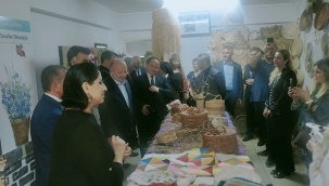 ÜNYE'DE 'HAYAT BOYU ÖĞRENME' SERGİSİNE GÖRÜLMEMİŞ İLGİ