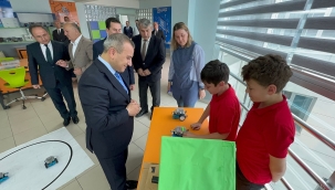 VALİ SONEL'DEN ÜNYE'DE OKUL ZİYARETLERİ