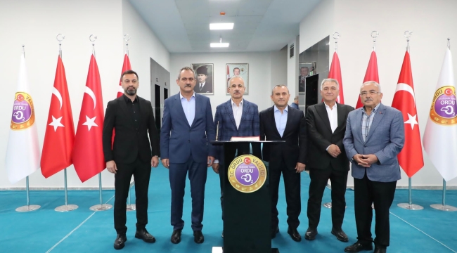 BAKAN URALOĞLU AFET BÖLGESİNDE İNCELEMELERDE BULUNDU
