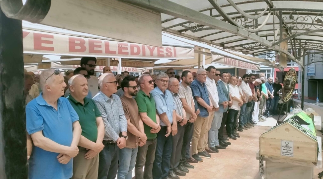 ECZACI MUSTAFA KEMAL ÇUHACI SON YOLCULUĞUNA UĞURLANDI