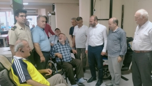 ENGELSİZ HAYATLAR , TEKERLEKLİ SANDALYELERİNİ TESLİM ALDI