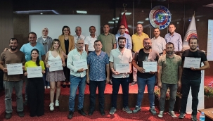 ÜNYE BELEDİYESİ'NDEN "SÜS BİTKİLERİ YETİŞTİRİCİLİĞİ VE ISLAHI" KONULU KONFERANS"