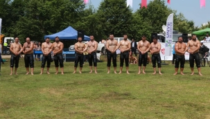 ÜNYE'DE PEHLİVANLAR ER MEYDANINA ÇIKTI