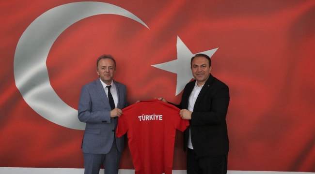 BAKAN YARDIMCISI DURAN'DAN SPOR İL MÜDÜRLÜĞÜ'NE ZİYARET