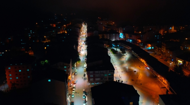 AKKUŞ GÖZ KAMAŞTIRIYOR