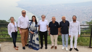 HÜRRİYET GAZETESİ YAZARLARINDAN ORDU'YA ÇIKARMA