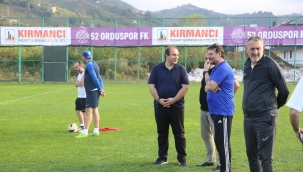 MÜDÜR GENÇ'TEN FUTBOL KULÜPLERİNE ZİYARET