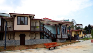 TARİHİ ORDU EVLERİ ÇAMLI KÖŞK'TE