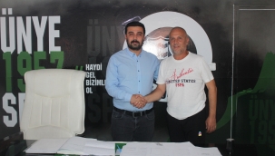 ÜNYE 1957'DE TEKNİK DİREKTÖR ORHAN ANIL DÖNEMİ