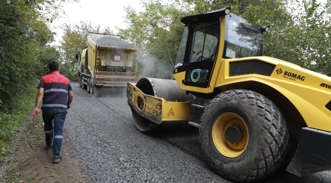 ÜNYE ÇATAK MAHALLESİ'NDE ASFALT ÇALIŞMASI SÜRÜYOR
