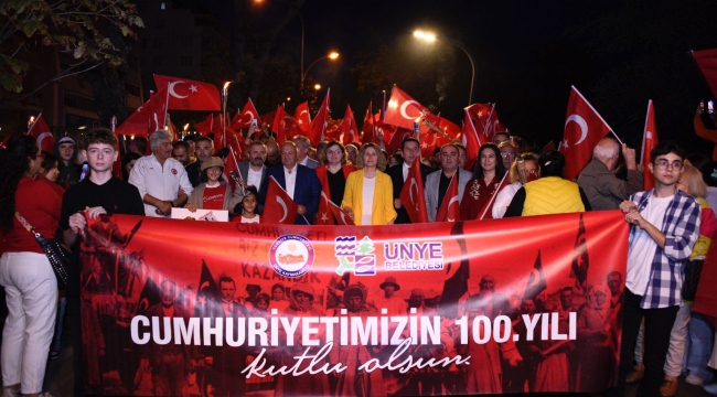 ÜNYE'DE 100 YILLIK KUTLAMA