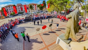 ÜNYE'DE YER GÖK BAYRAKLARLA DONATILDI