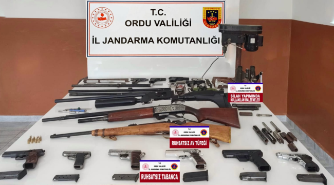 JANDARMA'DAN KAÇAK SİLAH VE MÜHİMMAT OPERASYONU