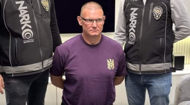 KAFES -21 OPERASYONU'NDA 3 SUÇ ÖRGÜTÜ ELEBAŞI YAKALANDI