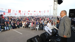 PERŞEMBE'DE HAMSİ FESTİVALİ COŞKUSU
