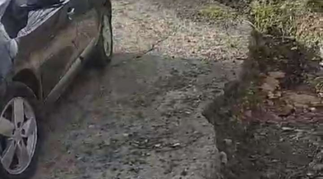 TEKKİRAZ KÜÇÜKGÖL SAKİNLERİ BOZUK YOLLARDAN DERTLİ