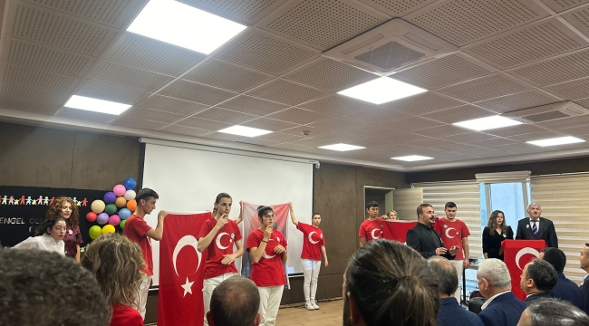 ÜNYE'DE ÖZEL ÖĞRENCİLERDEN 3 ARALIK İÇİN ÖZEL ETKİNLİK