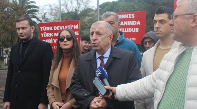 ZAFER PARTİSİ LİDERİ ÖZDAĞ ÜNYE'DE KONUŞTU