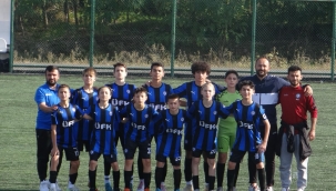 ÜFK'DA ÇİFTE PLAY-OFF SEVİNCİ