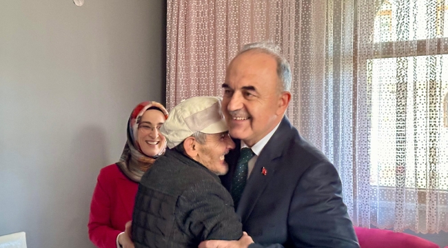 VALİ EROL'DAN HANE ZİYARETLERİ
