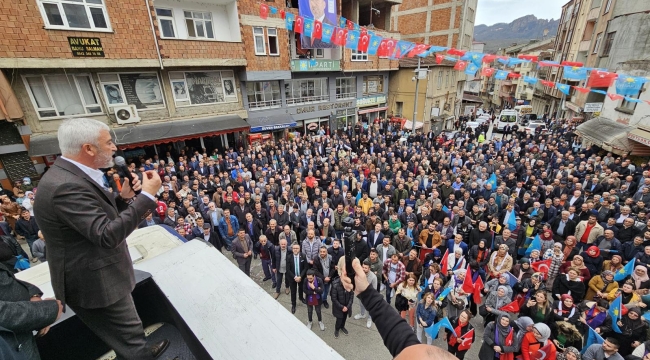 ENVER YILMAZ'DAN ÇATALPINAR'DA TARİHİ MİTİNG