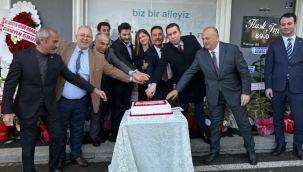 ONEY FLASH FM 32 YAŞINDA