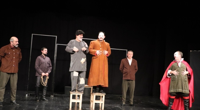 "1. ORDU ŞEHİR TİYATROLARI FESTİVALİ" SONA ERDİ