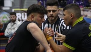 ORDU'DA BİLEK GÜREŞİ TÜRKİYE BİRİNCİLİĞİ MÜSABAKALARI BAŞLADI  