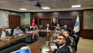 SEKTÖRÜN ÖNCÜ İSMİ REMAX YALI AKDENİZ'E AÇILDI