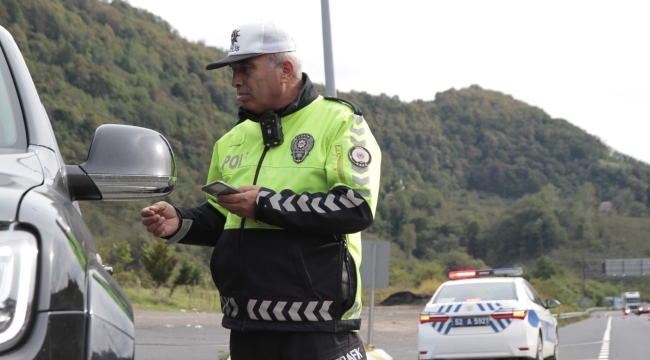 34 TRAFİK KAZASINDA 49 KİŞİ YARALANDI