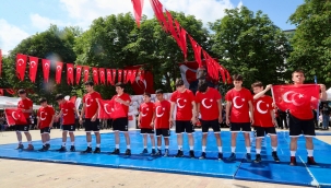 19 MAYIS COŞKUYLA KUTLANDI