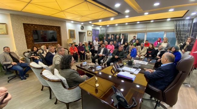 AK PARTİ İLÇE TEŞKİLATINDAN BAŞKAN TAVLI'YA ZİYARET