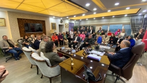 AK PARTİ İLÇE TEŞKİLATINDAN BAŞKAN TAVLI'YA ZİYARET