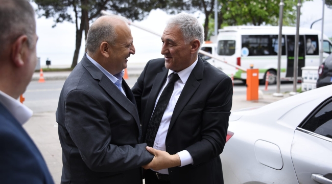 MİLLETVEKİLİ KAYNAK'TAN BAŞKAN TAVLI'YA "HAYIRLI OLSUN" ZİYARETİ