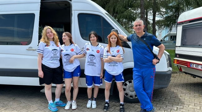 ÜNYE MEÇHUL ASKER ORTAOKULU SPORCULARINDAN BÜYÜK BAŞARI