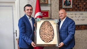 BAKAN YARDIMCISI KIRAN'DAN ÜNYE BELEDİYESİNE ZİYARET