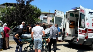 ÜNYE'DE 8 YAŞINDAKİ KIZ ÇOCUĞUNA OTOMOBİL ÇARPTI