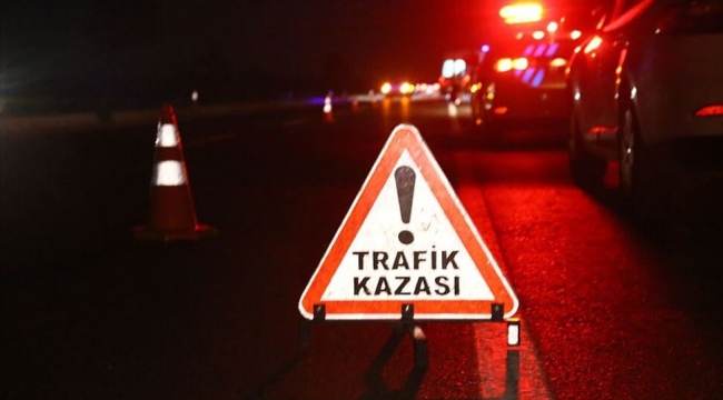ÜNYE'DE BİR KIZ ÇOCUĞUNA DAHA OTOMOBİL ÇARPTI, SÜRÜCÜ OLAY YERİNDEN KAÇTI