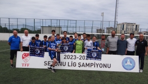 ÜNYE FUTBOL KULÜBÜNDEN BİR ŞAMPİYONLUK DAHA!