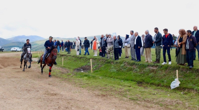 ÇAMBAŞI YAYLASINDA RENKLİ FESTİVAL