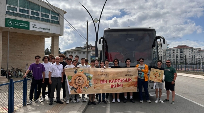 GENÇLERİN YOĞUN İLGİ GÖSTERDİĞİ GENÇLİK KAMPLARI BAŞLADI